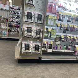 Walgreens - Cosmetics