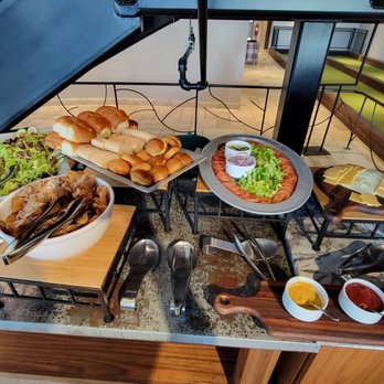 Pinstripes - New American Near Me - Houston, Texas
