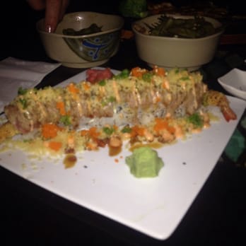Blue Ginger - happy roll - Japanese Near Me - Southwest Ranches, Florida