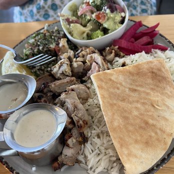 Crimson - Chicken Kabob sides Mini Broccoli Salad with Pesto Pasta and Tabbouleh - Mediterranean Near Me - Santa Monica, California Crimson - Chicken Kabob sides Mini Broccoli Salad with Pesto Pasta and Tabbouleh - Mediterranean Near Me - Santa Monica, California