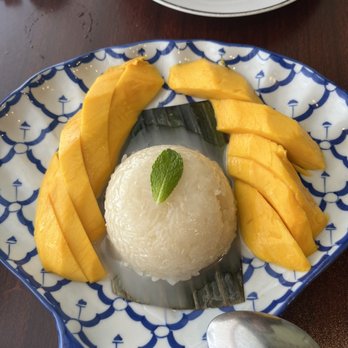 Lao Thai Restaurant - Mango sticky rice dessert - Thai Near Me - Carpinteria, California Lao Thai Restaurant - Mango sticky rice dessert - Thai Near Me - Carpinteria, California