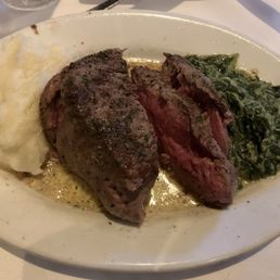 Classic Filet 11 oz. Medium Rare Classic Filet 11 oz. Medium Rare