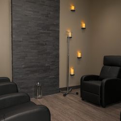 Medici Urgent Care and Wellness Center - Our relaxing hydration and aromatherapy room will help energize you for whatever comes your way!
