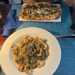 Pinsa Bosco Alpino & Pappardelle Funghi Misti pasta