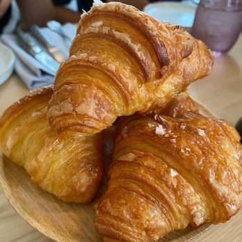Ember & Rye - Garlic croissant - Seafood Near Me - Carlsbad, California Ember & Rye - Garlic croissant - Seafood Near Me - Carlsbad, California
