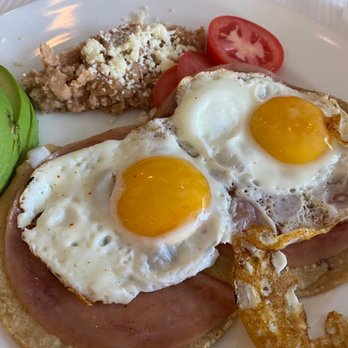 HS Hotsson - Hotels Near Me - Silao, GUA