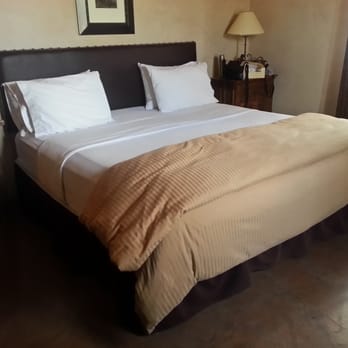 The Maverick Inn - clean & comfy bed - Hotels Near Me - Alpine, Texas