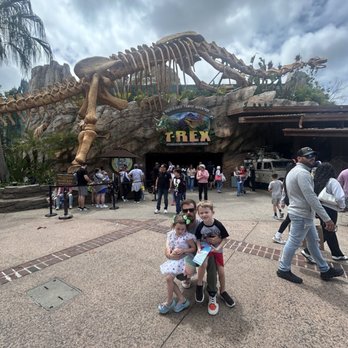 T-Rex Cafe - American Near Me - Lake Buena Vista, Florida