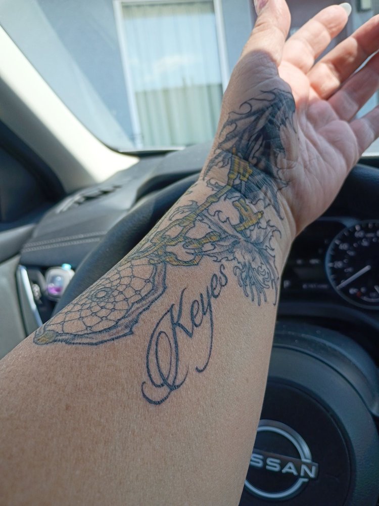 Anchorhead Tattoo Logo