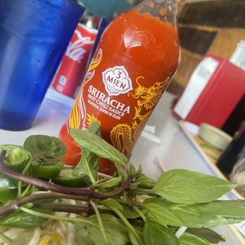 Pho 999 - Idk if this is the NEW siracha sauce bottle but it's pretty good - Vietnamese Near Me - Van Nuys, California