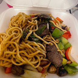 Garlic Noodles Garlic Noodle with Shaking Beef Garlic Noodles Garlic Noodle with Shaking Beef