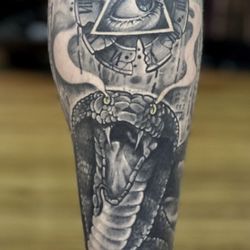 Green Machine Tattoos & Body Piercing