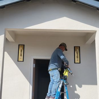 Le Handyman - Exterior Front Door Lighting Install - Handyman Near Me Le Handyman - Exterior Front Door Lighting Install - Handyman Near Me