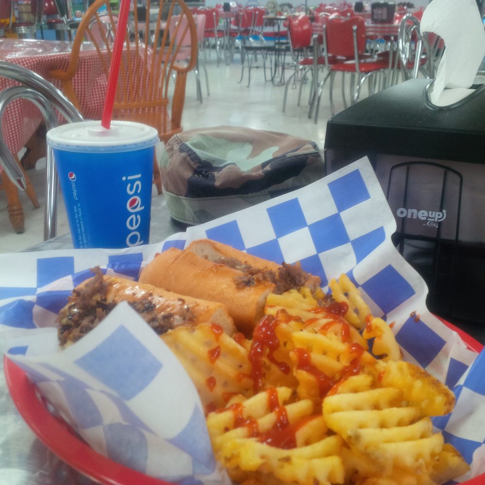 This picture doesn't do the atmosphere justice as, although I wanted to get a better pic, I didn't want customers in the pic.