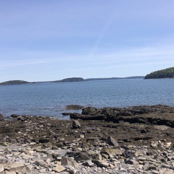 Shore Path - View of the rocky shoreline of Maine and the porcupine islands - Hiking Near Me
