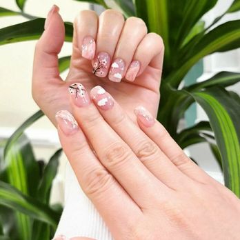 Romancing Nails Salon - Nail Salons Near Me - Chantilly, Virginia