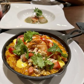 MW Restaurant - New American Near Me - Honolulu, Hawaii