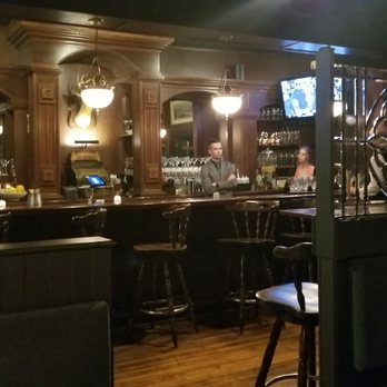 Sérénité Restaurant - Bar area - French Near Me - Medina, Ohio Sérénité Restaurant - Bar area - French Near Me - Medina, Ohio