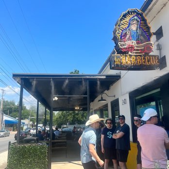 la Barbecue - Outside where the line is - Barbeque Near Me - Austin, Texas la Barbecue - Outside where the line is - Barbeque Near Me - Austin, Texas