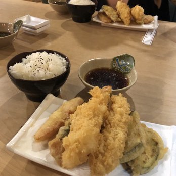 Restaurant Kunio - Shrimp tempura with fried squash, carrots and rice - Japanese Near Me - Waipahu, Hawaii Restaurant Kunio - Shrimp tempura with fried squash, carrots and rice - Japanese Near Me - Waipahu, Hawaii