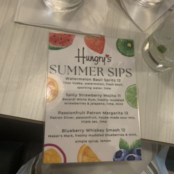 Upstairs Bar & Lounge - Summer happy hour specials - Lounges Near Me - Houston, Texas