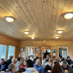 Cozy dinner hall! Cozy dinner hall!
