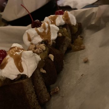 Mamahune's - Banana bread - Tiki Bars Near Me - Kapaa, Hawaii