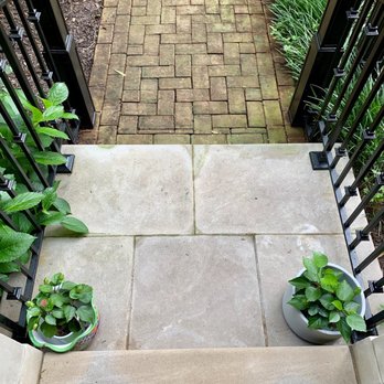 High Pro Power Washing Service - Stone entrance before cleaning - Pressure Washers Near Me High Pro Power Washing Service - Stone entrance before cleaning - Pressure Washers Near Me