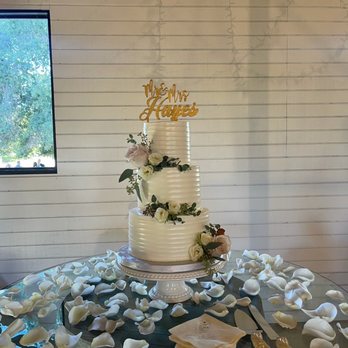 Simply Sweet Cakery - Bakeries Near Me - Costa Mesa, California Simply Sweet Cakery - Bakeries Near Me - Costa Mesa, California