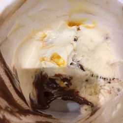 Cream&Cream - Acá hubo un helado