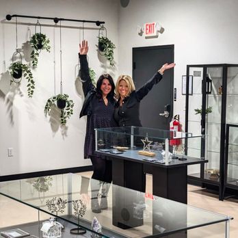Evexia Cannabis - Cannabis Dispensaries Near Me - Clifton Park, New York Evexia Cannabis - Cannabis Dispensaries Near Me - Clifton Park, New York