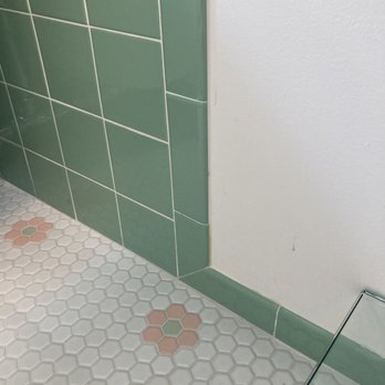 Marcos & Bruno Tile Replacement - Tiling Near Me