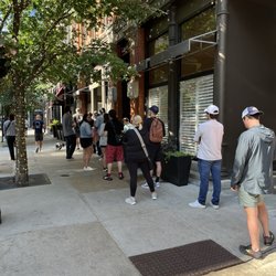 Sunnyside Cannabis Dispensary - River North - Long line at 9am open