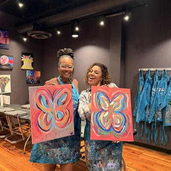 Pinot's Palette - Paint & Sip Near Me - Columbus, Ohio Pinot's Palette - Paint & Sip Near Me - Columbus, Ohio