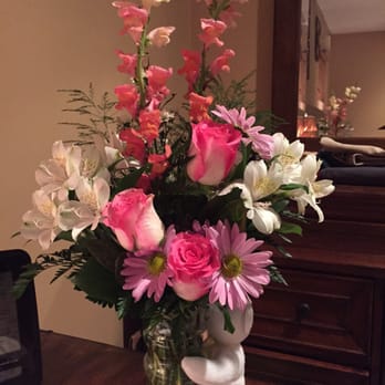 Ali Bleu Flowers - This is after 7 days! Wow!! - Florists Near Me - Austin, Texas