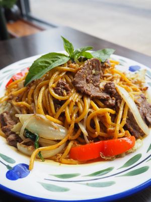 Thaprachan Thai by null