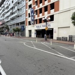 Andara Acupuncture - One parking option is here, a block away