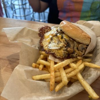 Krunch Burger - Burgers Near Me - La Mirada, California Krunch Burger - Burgers Near Me - La Mirada, California