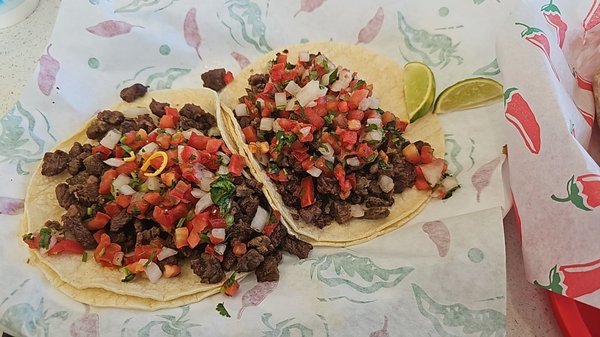 Axel’s Taco Shop by null