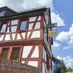 Zum Lahmen Esel