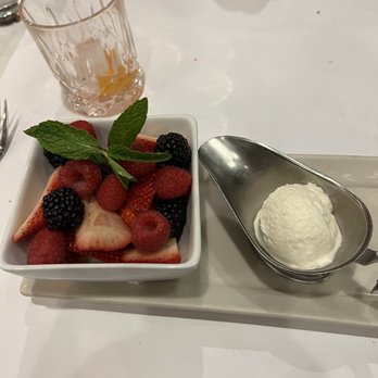 Birks Restaurant - Mixed Berries - American Near Me - Santa Clara, California Birks Restaurant - Mixed Berries - American Near Me - Santa Clara, California