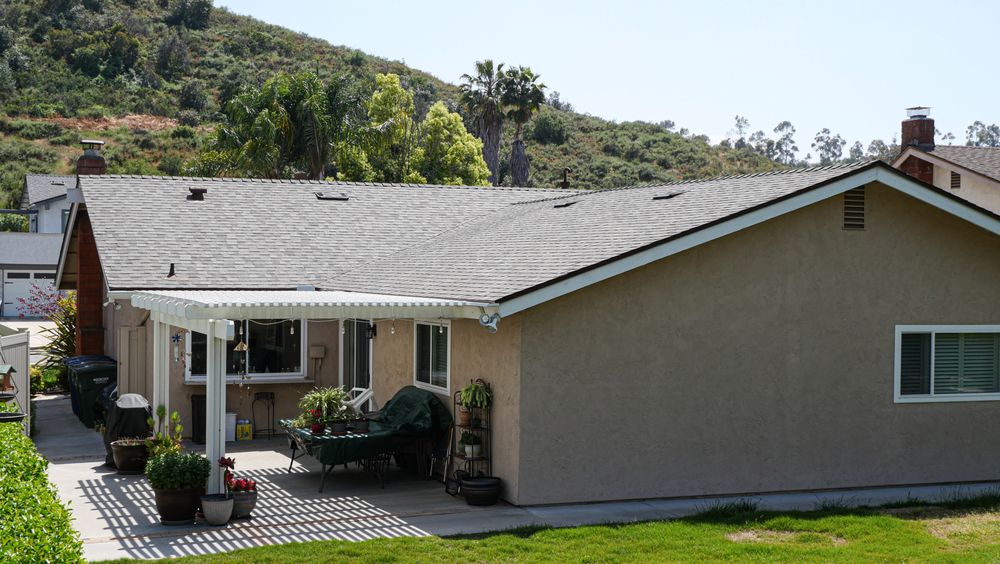 Slide of Finest City Roofing