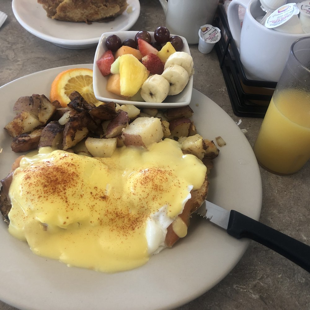 Benedict's - smoked salmon eggs benedict - American Near Me - Pinellas Park, Florida Benedict's - smoked salmon eggs benedict - American Near Me - Pinellas Park, Florida