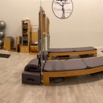 Etain Healthy Living - Pilates Studio - Pilates Near Me - Boca Raton, Florida Etain Healthy Living - Pilates Studio - Pilates Near Me - Boca Raton, Florida