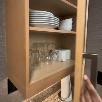 Residence Inn by Marriott Helena - Fully stocked kitchen cabinets - Hotels Near Me - Helena, Montana Residence Inn by Marriott Helena - Fully stocked kitchen cabinets - Hotels Near Me - Helena, Montana