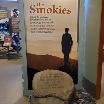 Oconaluftee Visitor Center - Visitor Centers Near Me - Cherokee, North Carolina