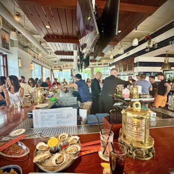 Reelhouse Oyster Bar - The Reel House Oyster Bar on a regular Tuesday nite - Salad Near Me - Boston, Massachusetts