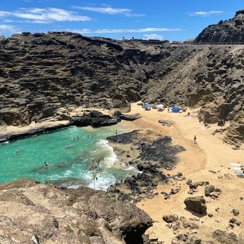 Halona Beach Cove - Beaches Near Me - Honolulu, Hawaii
