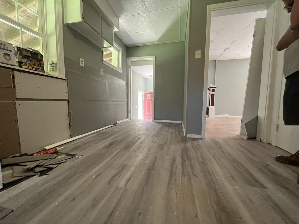 Slide of Extra Hands