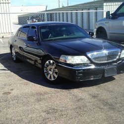 Royal Shuttle Service - Town car